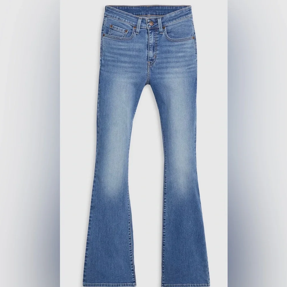 Levi’s 726 Flare Women's Jeans - Picture 3 of 5